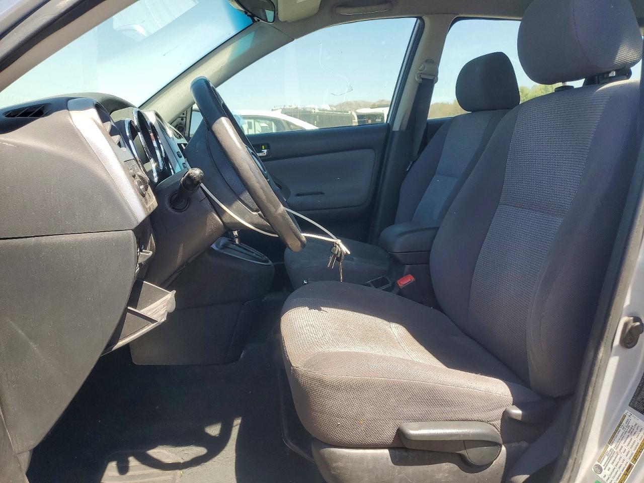2006 Toyota Matrix Xr Silver vin: 2T1KR32E66C568048