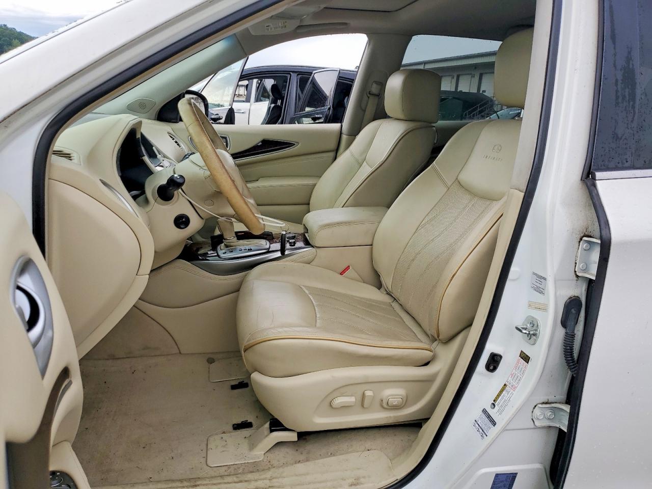 2013 Infiniti Jx35 Base White vin: 5N1AL0MMXDC352396