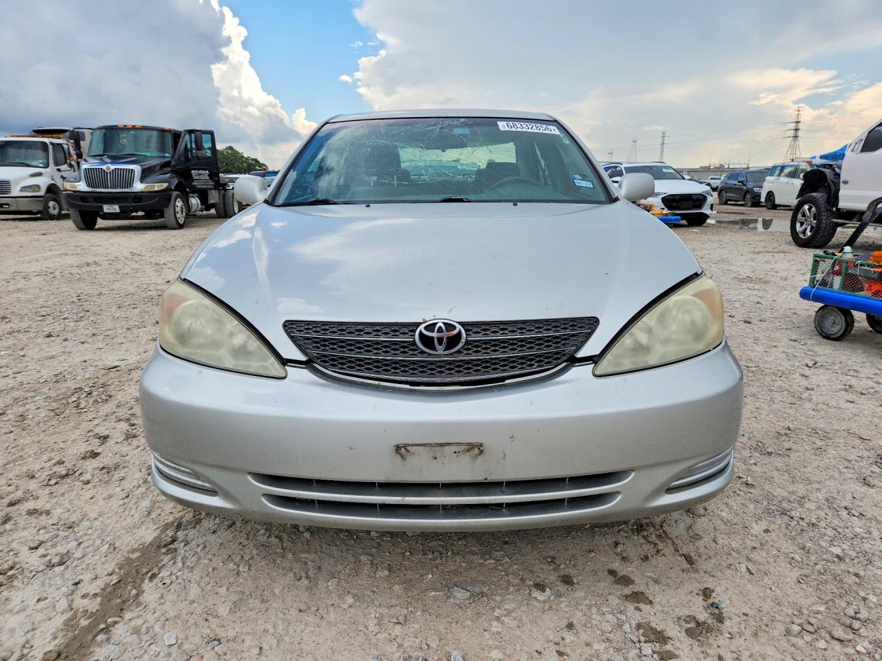 2002 Toyota Camry Le Silver vin: 4T1BE32K62U089428