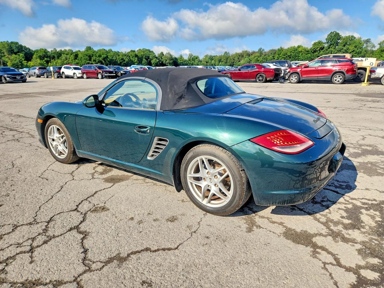 2011 Porsche Boxster Зеленый vin: WP0CA2A80BS710601