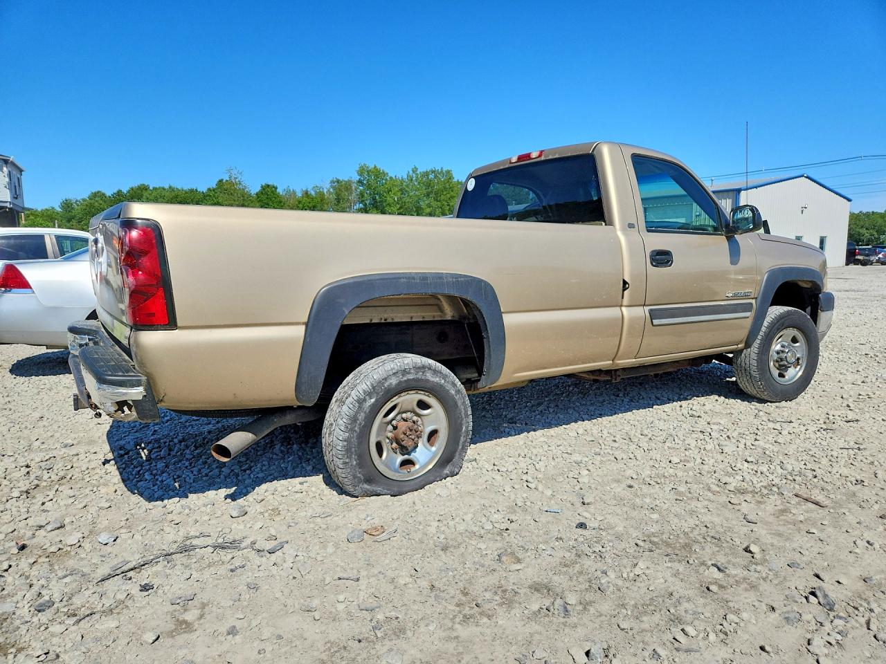 2004 Chevrolet Silverado C2500 Heavy Duty Brown vin: 1GCHC24U84E229179