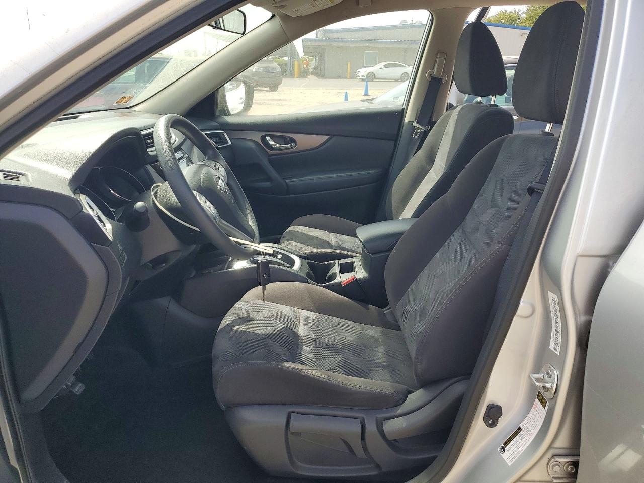 2015 Nissan Rogue S Silver vin: KNMAT2MT7FP513502