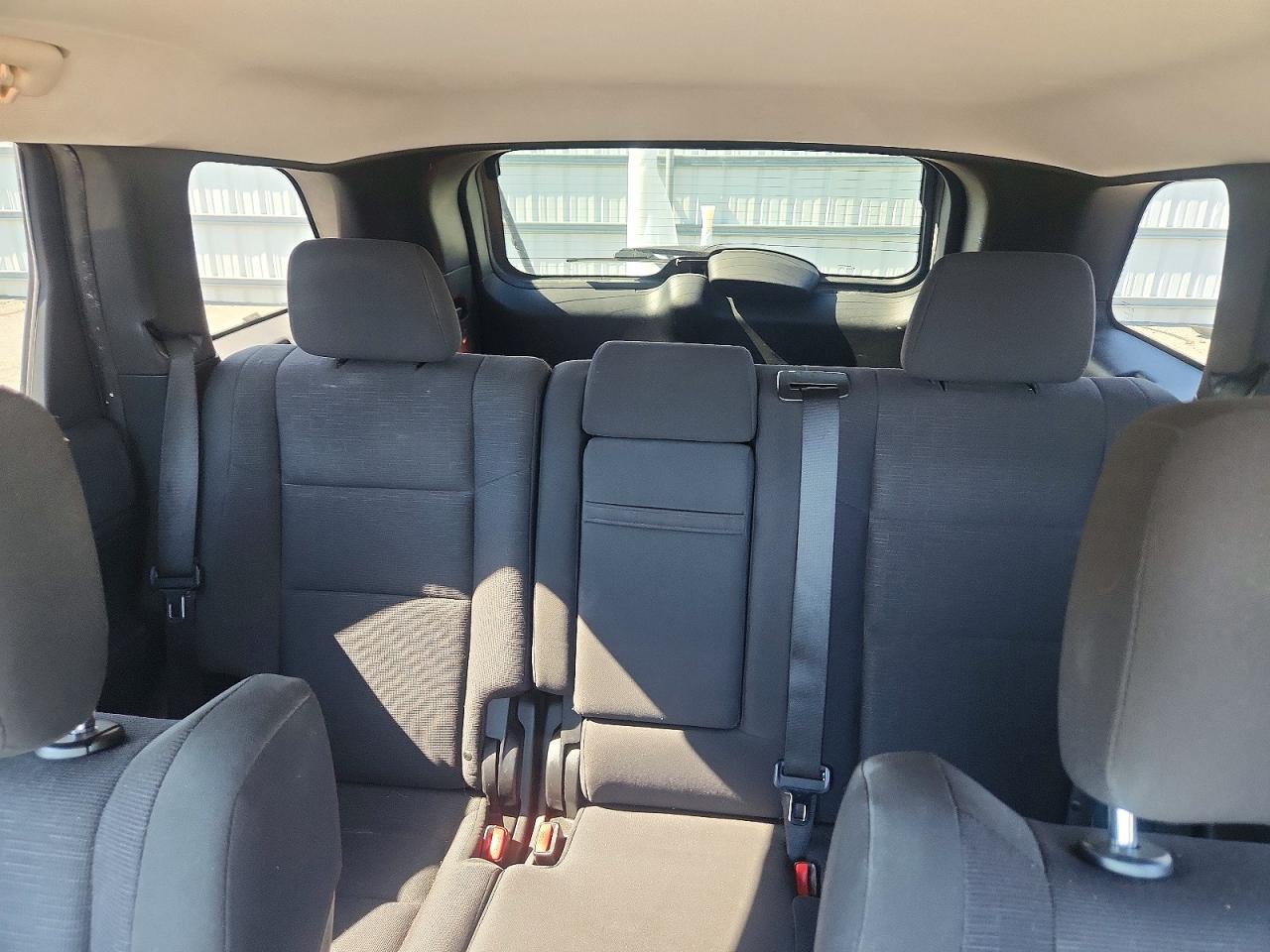 2011 Jeep Grand Cherokee Laredo Silver vin: 1J4RR4GGXBC551491