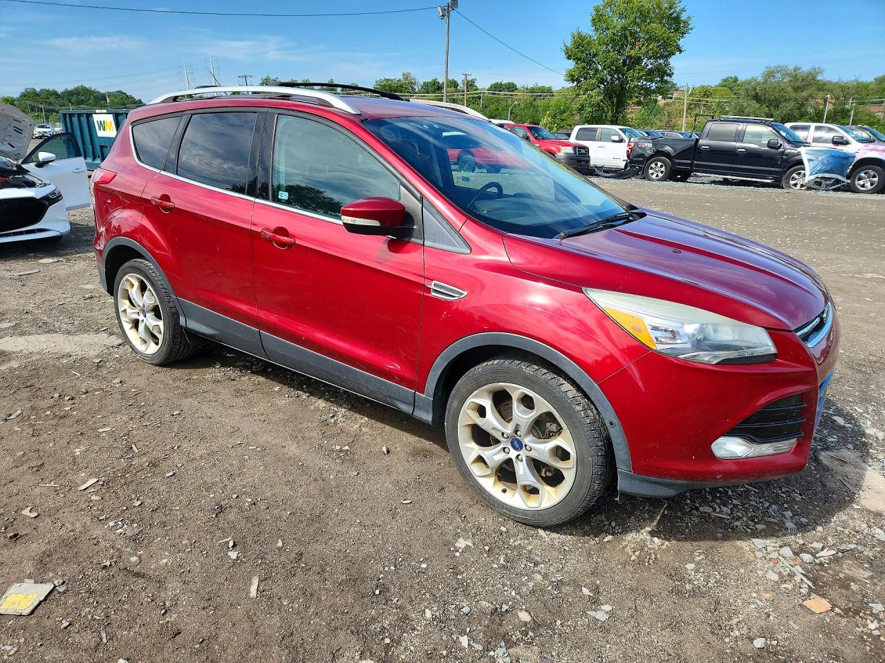 2013 Ford Escape Titanium Red vin: 1FMCU0J90DUD76058