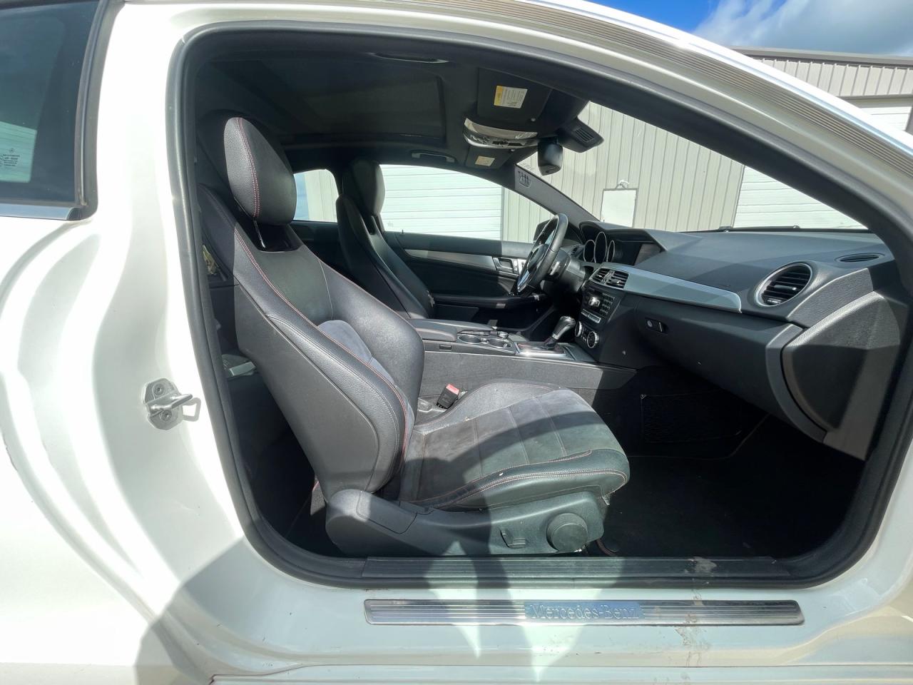 2014 Mercedes-benz C 250 White vin: WDDGJ4HB1EG211172