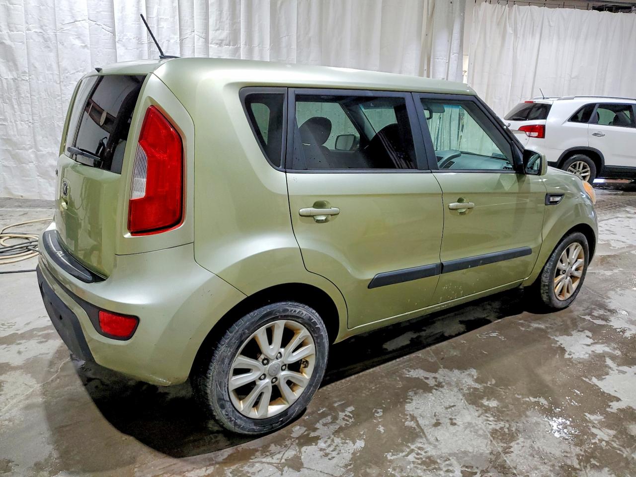 2013 Kia Soul Base Green vin: KNDJT2A51D7607281
