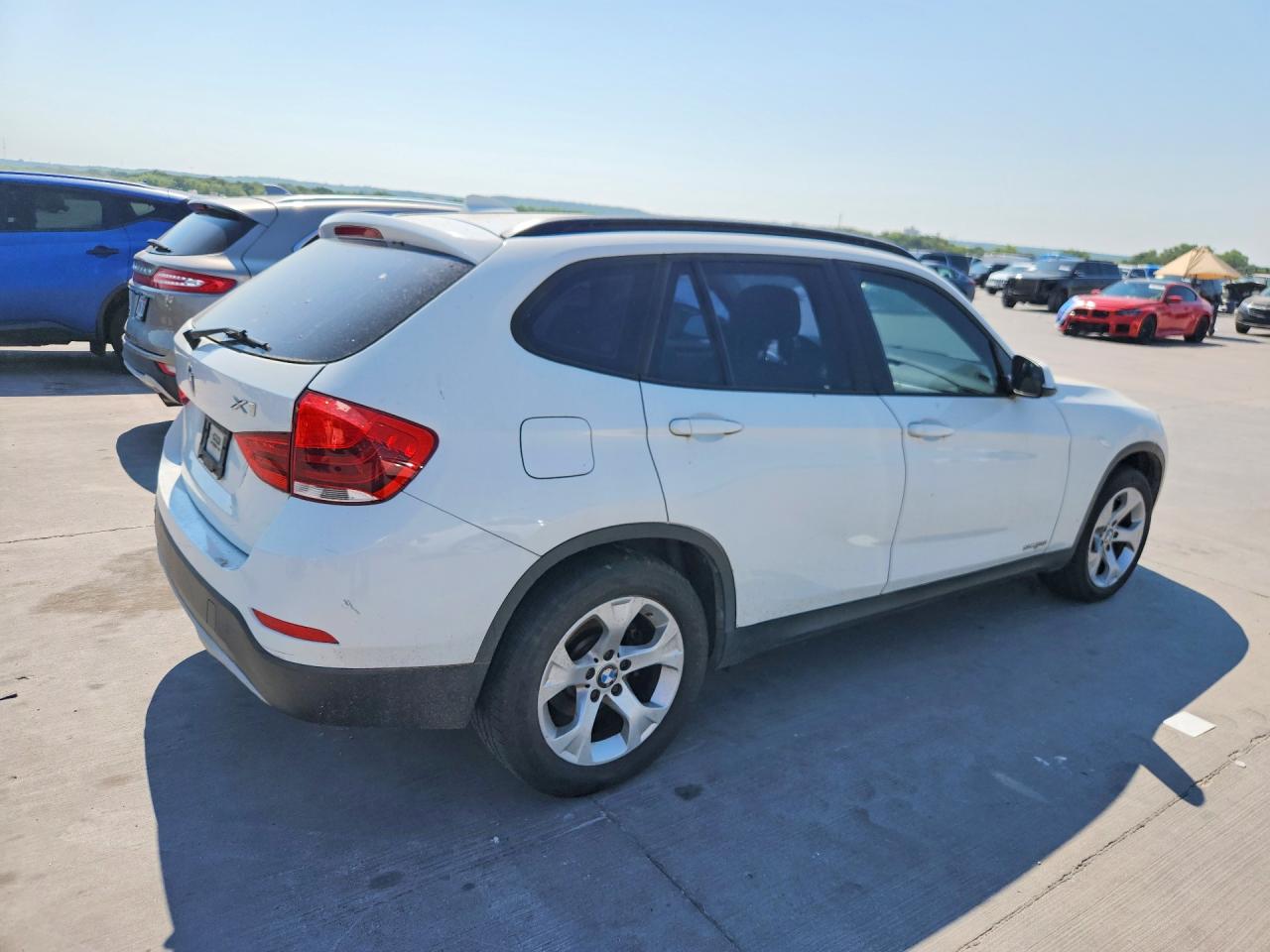 2014 Bmw X1 Sdrive28i White vin: WBAVM1C5XEVW51635