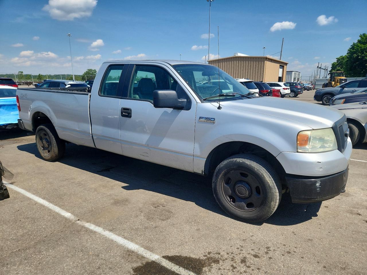2005 Ford F150 Серебряный vin: 1FTVX14585NB75569