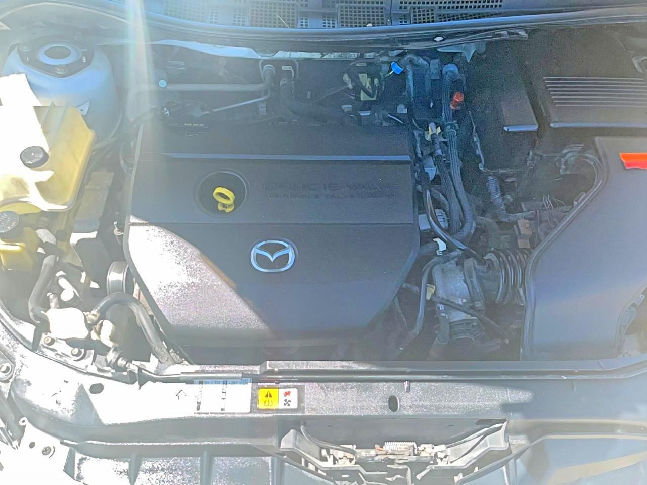 2008 Mazda 5 White vin: JM1CR293780318771