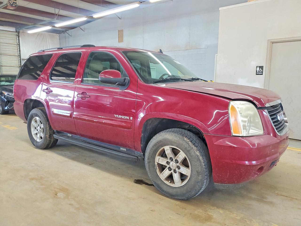 2007 Gmc Yukon Burgundy vin: 1GKFK130X7R327599