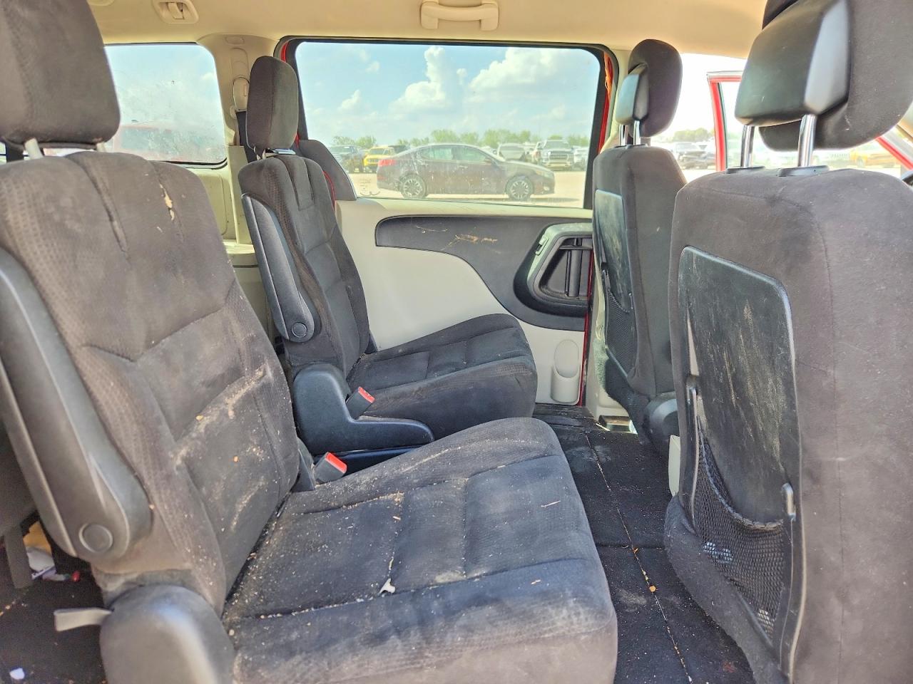 2014 Dodge Grand Caravan Sxt Red vin: 2C4RDGCG2ER250818
