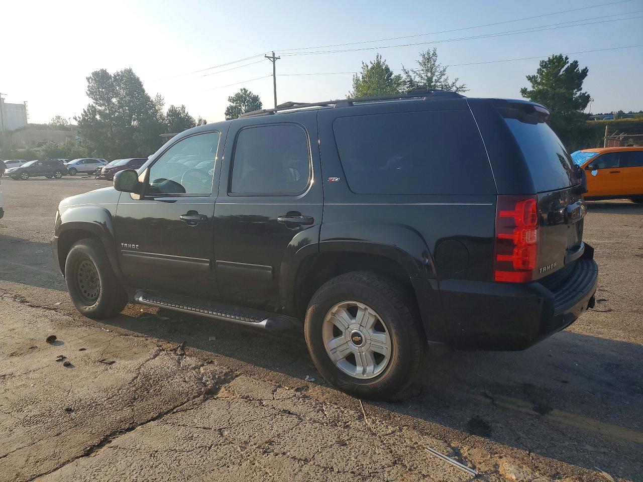 2010 Chevrolet Tahoe C1500 Lt Black vin: 1GNUCBE0XAR191346