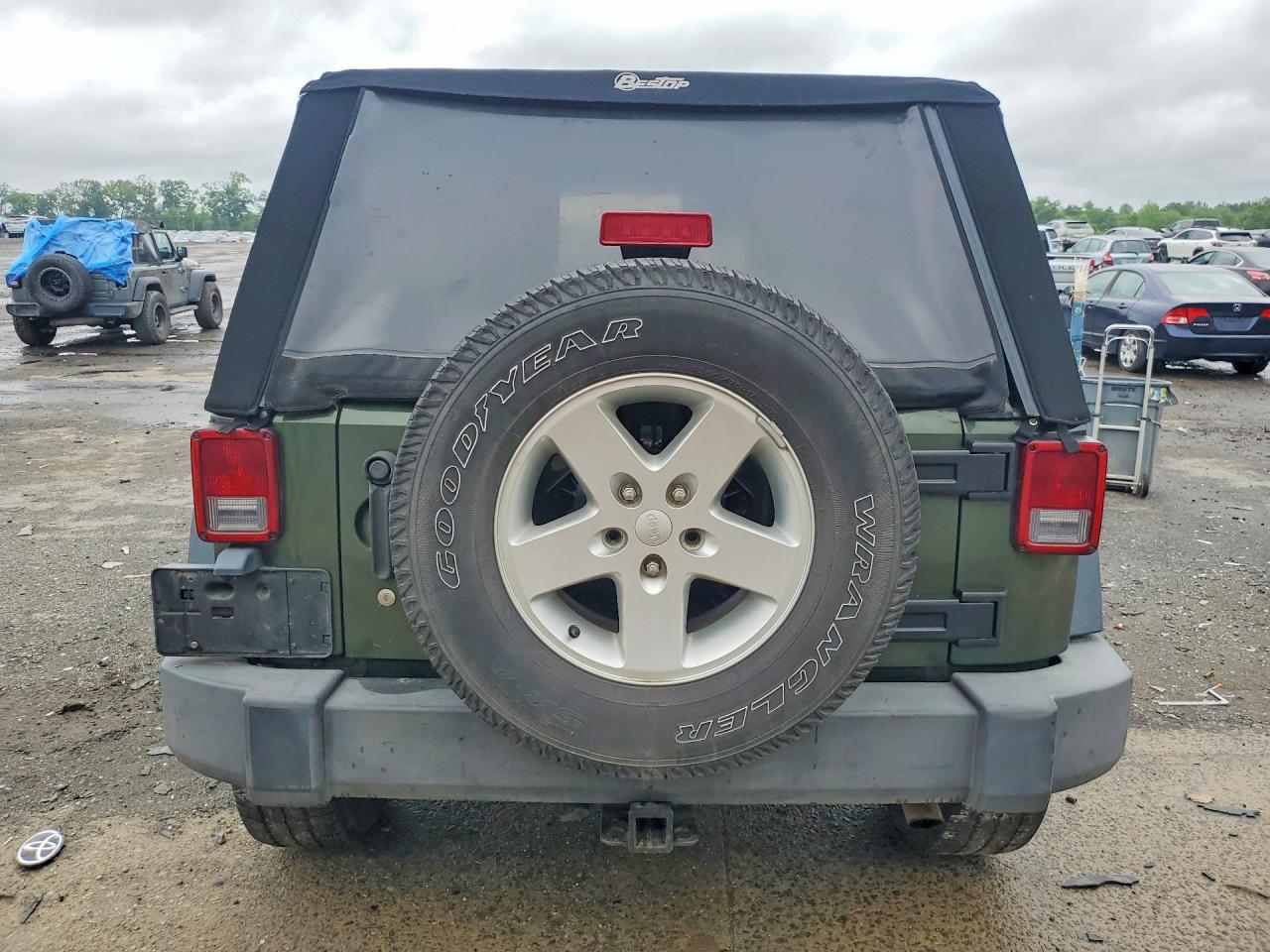 2008 Jeep Wrangler X Green vin: 1J8FA24108L523317