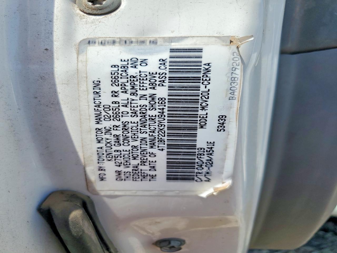 2000 Toyota Camry Le V6 White vin: 4T1BF22K9YU944168