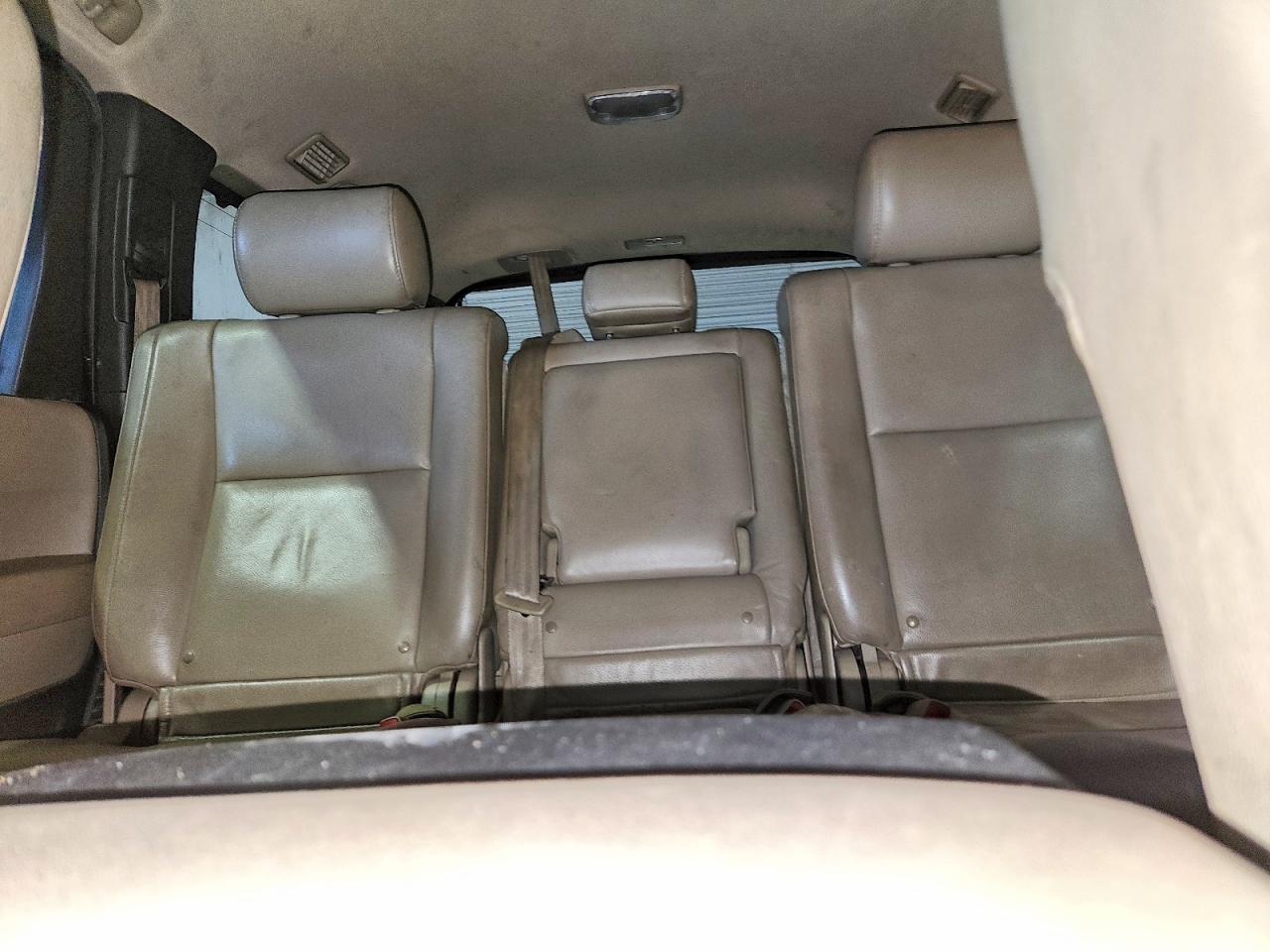 2010 Toyota Sequoia Limited White vin: 5TDJY5G17AS027803