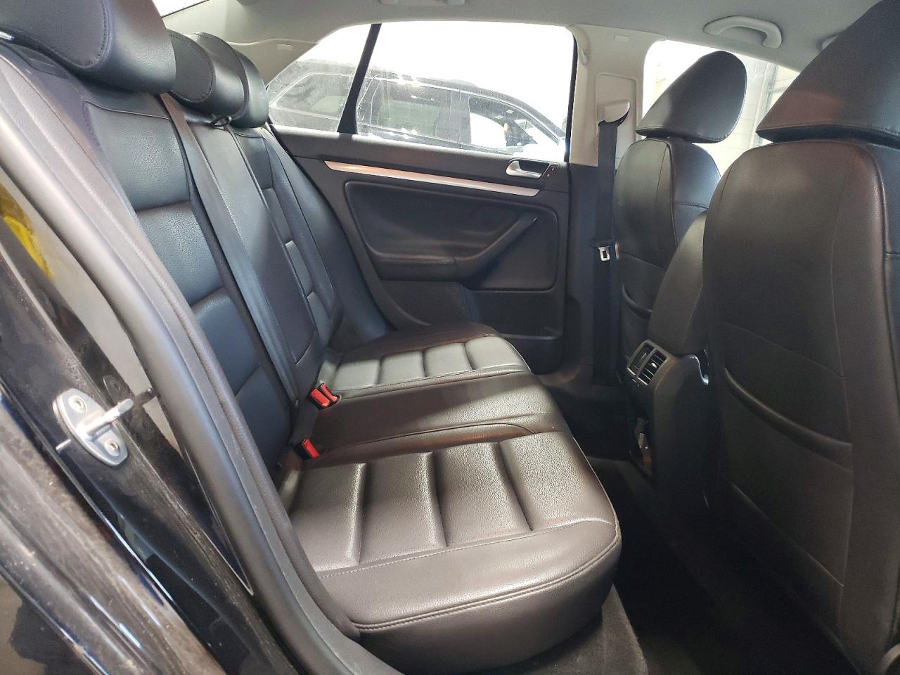 2010 Volkswagen Jetta Limited Black vin: 3VWAX7AJ5AM117214