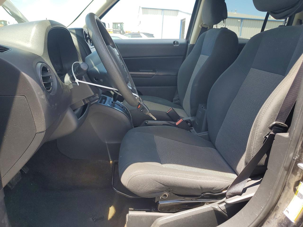 2014 Jeep Patriot Sport Gray vin: 1C4NJRBB5ED886368