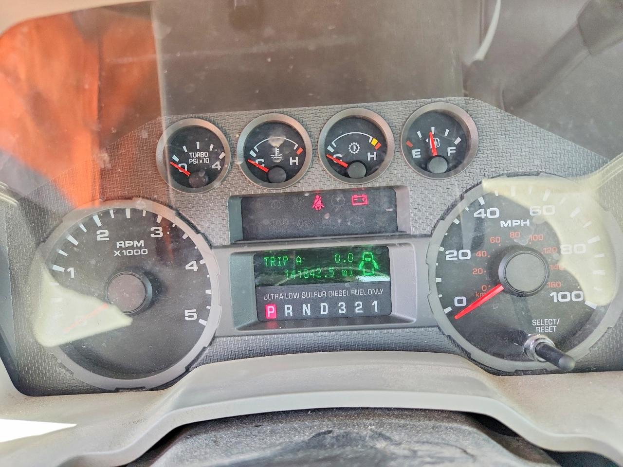 2008 Ford F350 Super Duty White vin: 1FDWF36R18EC52608