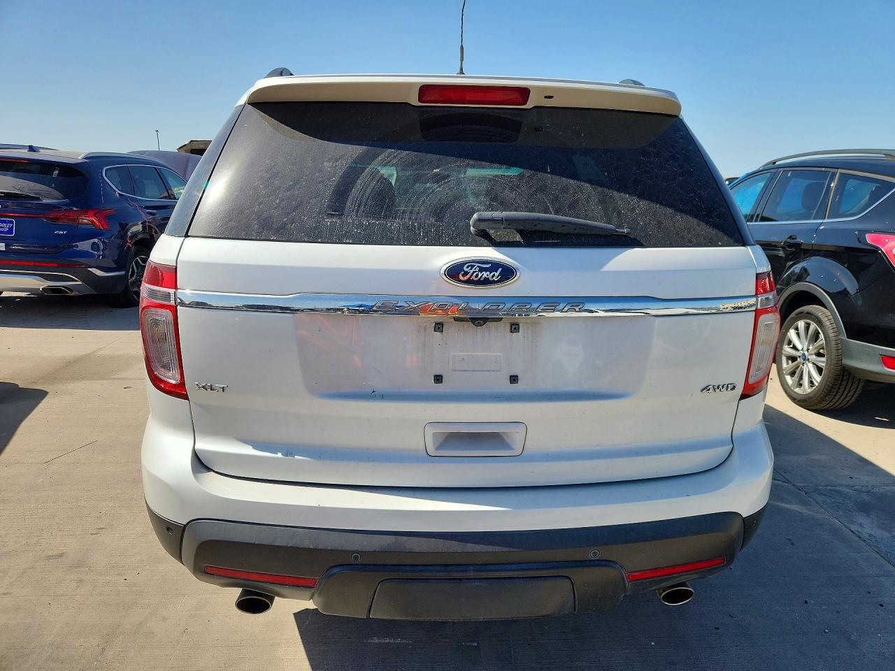 2011 Ford Explorer Xlt Белый vin: 1FMHK8D82BGA46172