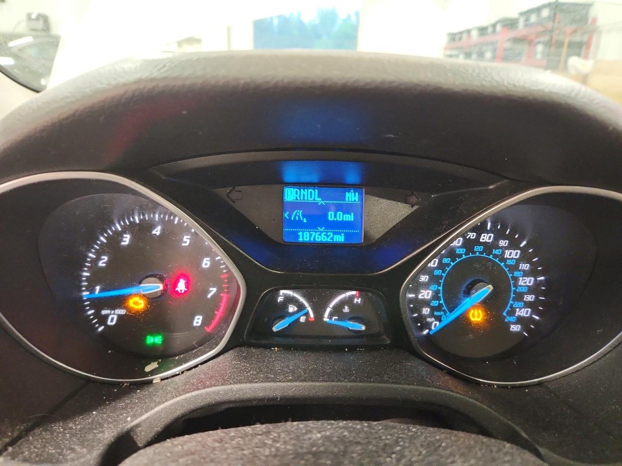 2012 Ford Focus Se Белый vin: 1FAHP3K24CL258660