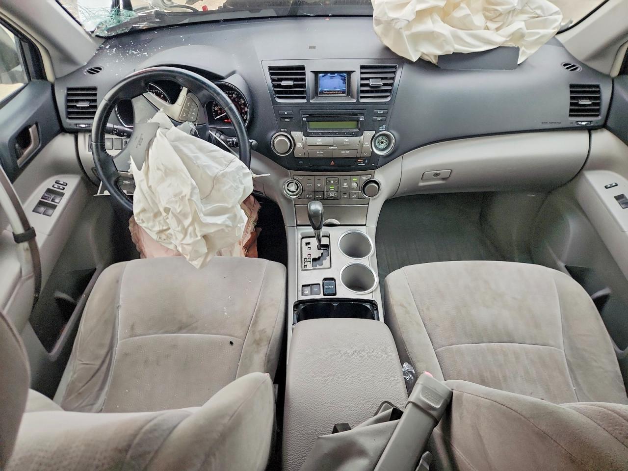 2008 Toyota Highlander Sport White vin: JTEES43A682037934