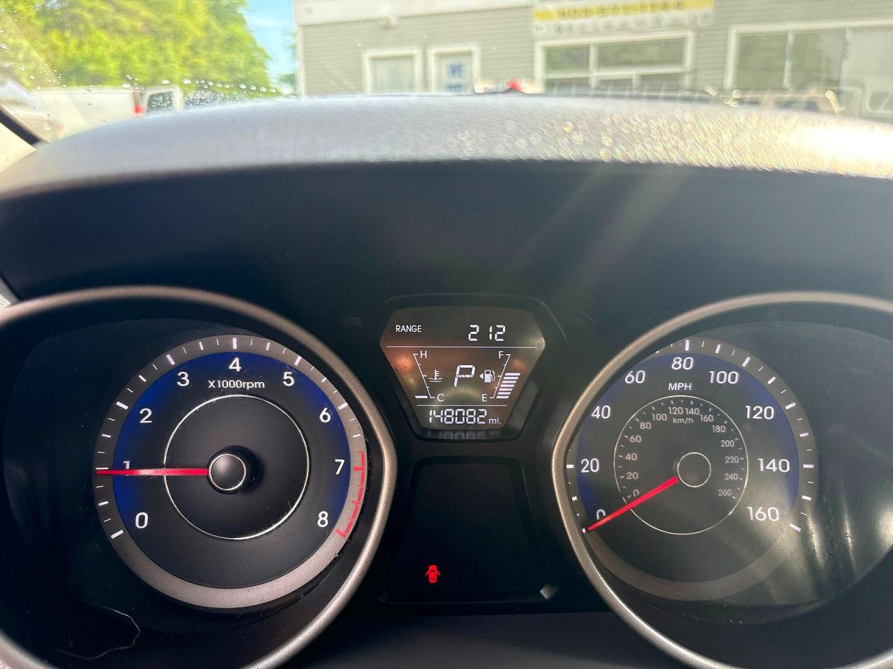 2015 Hyundai Elantra Se Burgundy vin: KMHDH4AE8FU329232