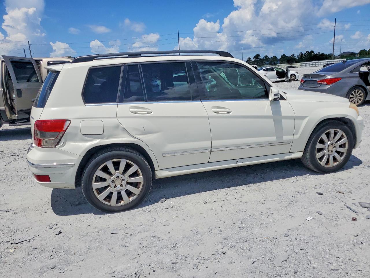 2012 Mercedes-benz Glk 350 4matic White vin: WDCGG8HB8CF839551