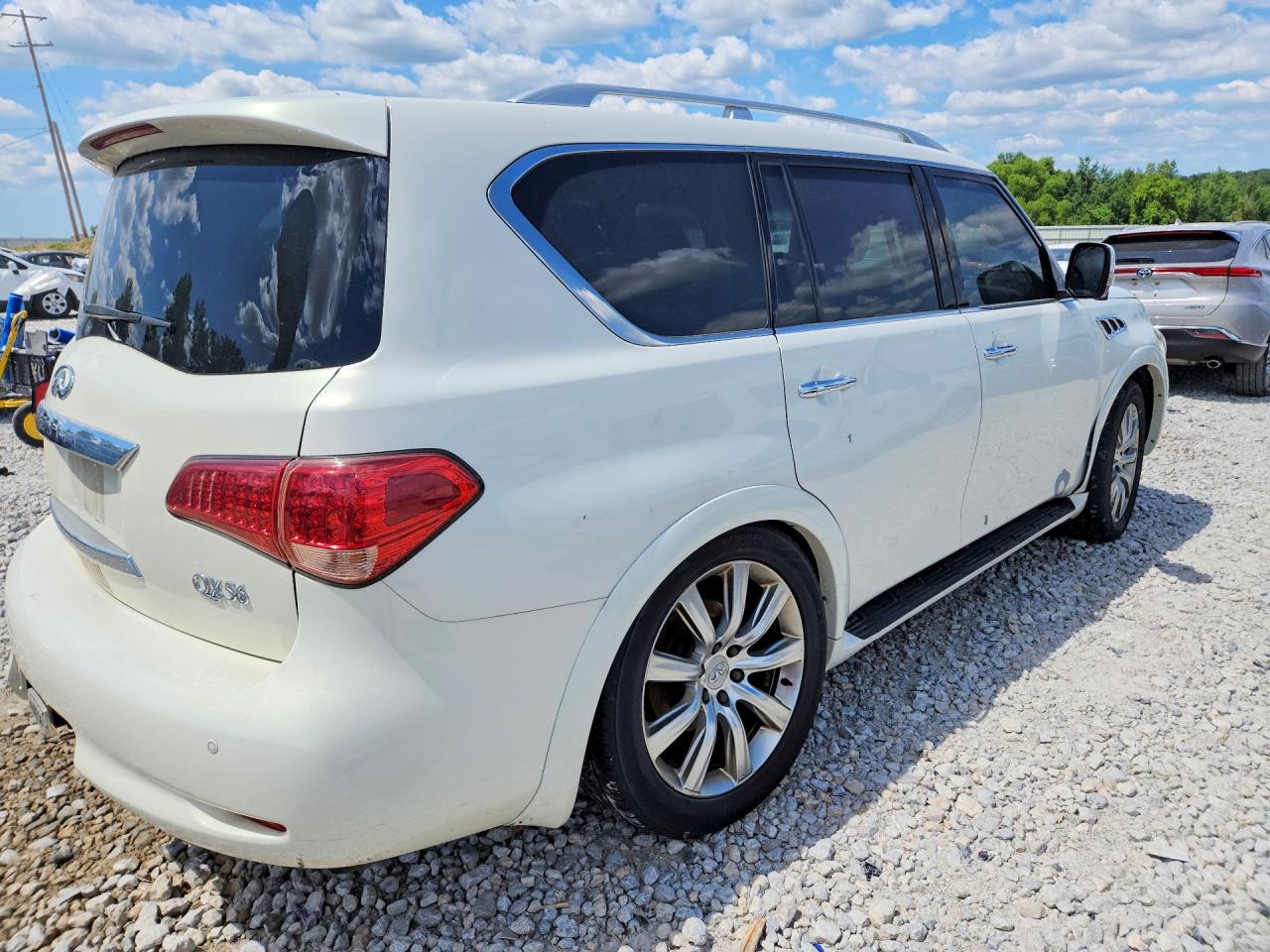 2011 Infiniti Qx56 Base White vin: JN8AZ2NE6B9004602