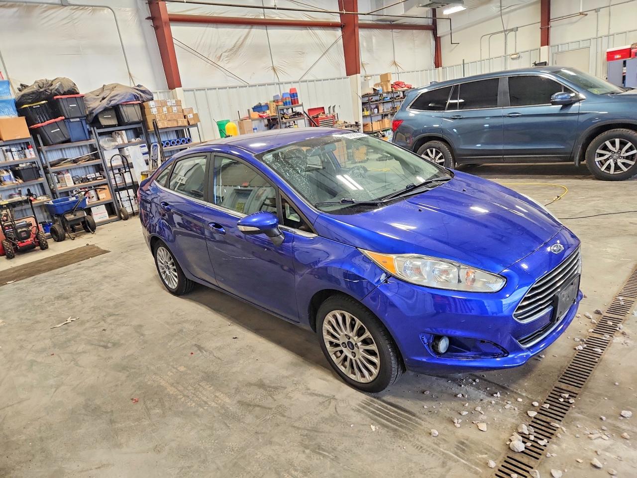 2014 Ford Fiesta Sedan Blue vin: 3FADP4CJ2EM243408