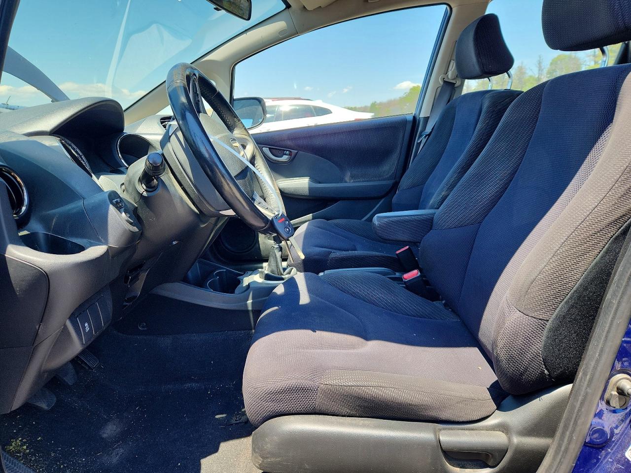 2012 Honda Fit Sport Blue vin: JHMGE8G52CC030702