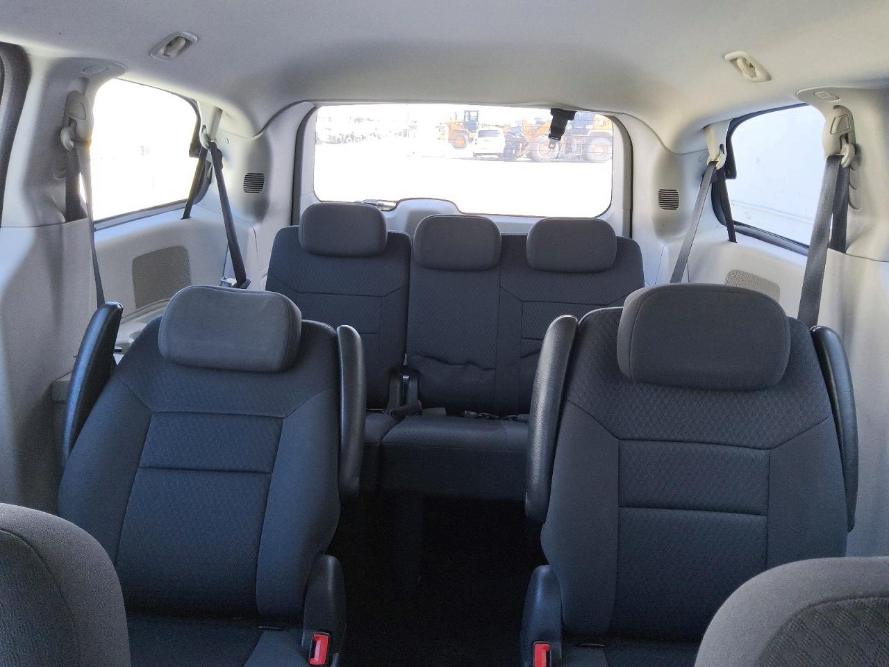 2010 Dodge Grand Caravan Se Серебряный vin: 2D4RN4DE7AR219554