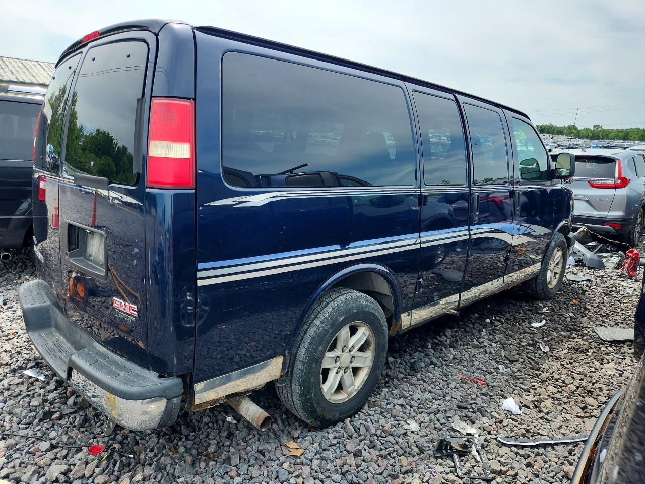 2009 Gmc Savana G1500 Blue vin: 1GKFH154191100401