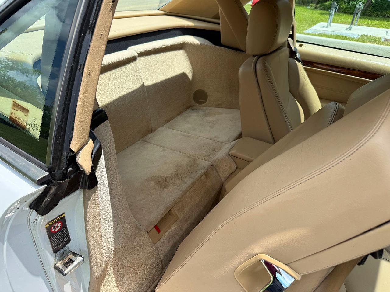 2001 Mercedes-benz Sl 500 White vin: WDBFA68F71F198298