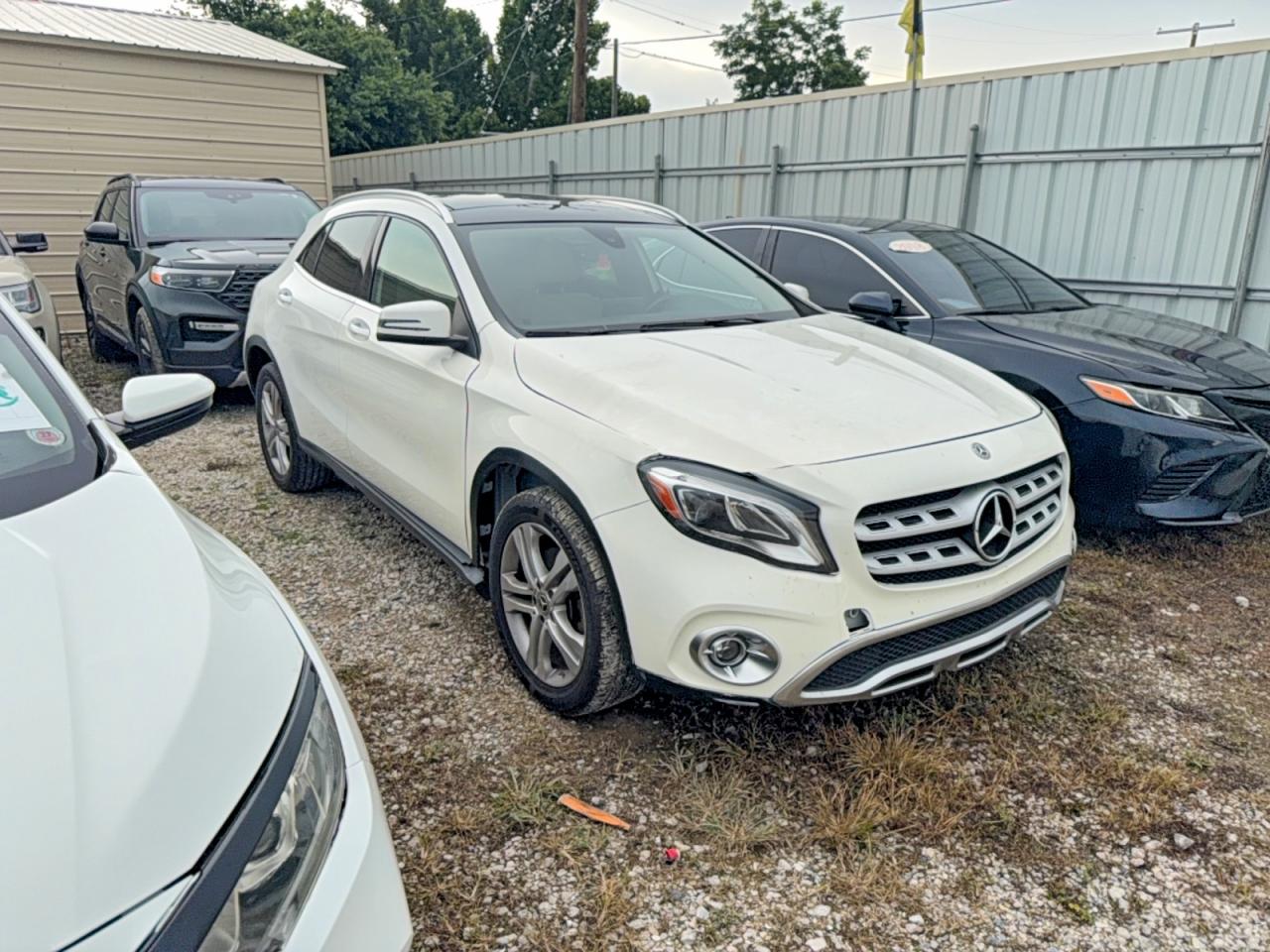 2019 Mercedes-benz Gla 250 4matic Белый vin: WDCTG4GB6KJ590820