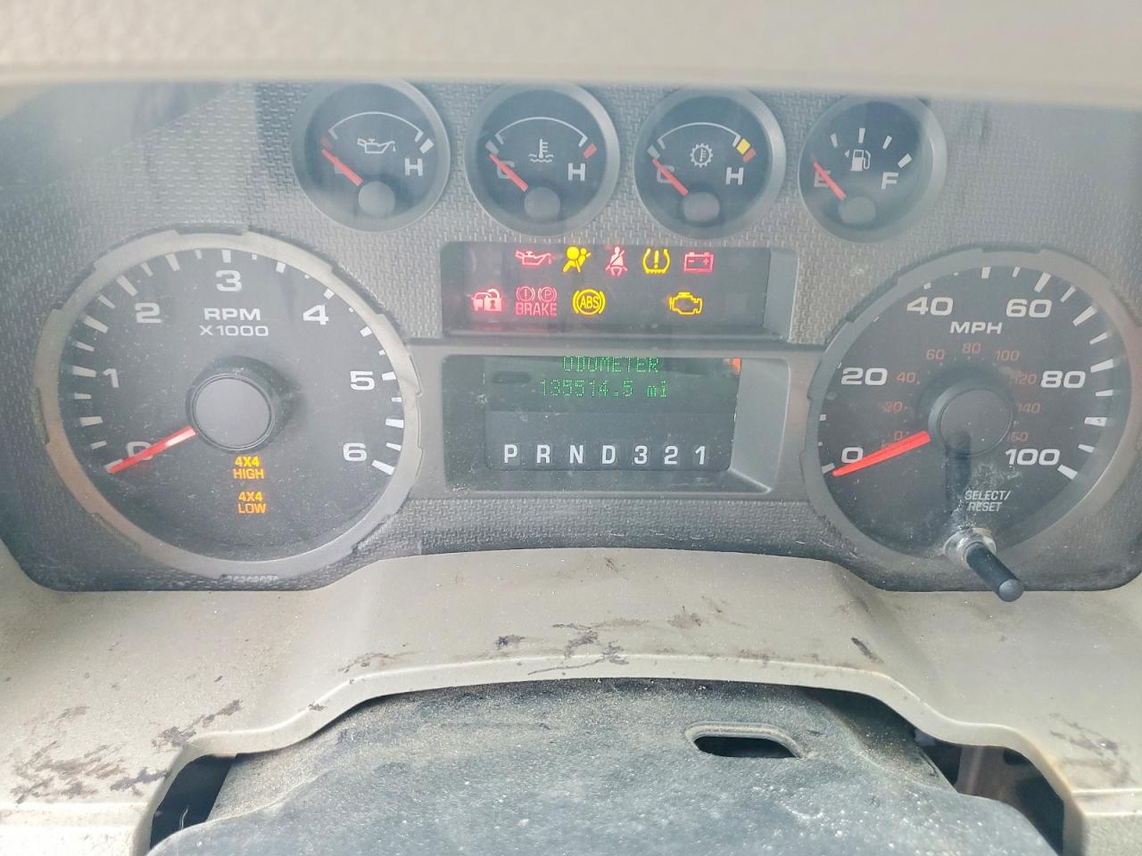 2009 Ford F250 Super Duty White vin: 1FDNF21559EA66775