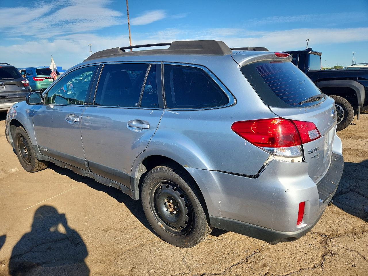 2014 Subaru Outback 2.5i Синий vin: 4S4BRCAC8E3320712