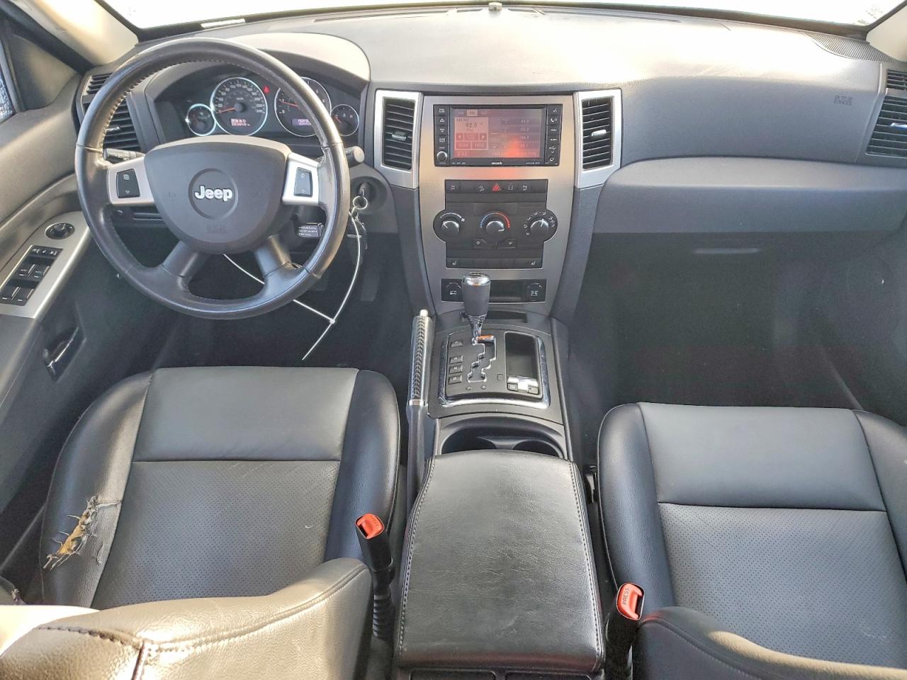 2008 Jeep Grand Cherokee Laredo Черный vin: 1J8HR48M88C514091