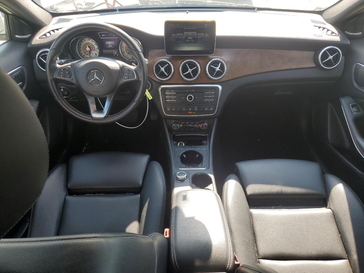 2016 Mercedes-benz Gla 250 4matic Белый vin: WDCTG4GB7GJ234139