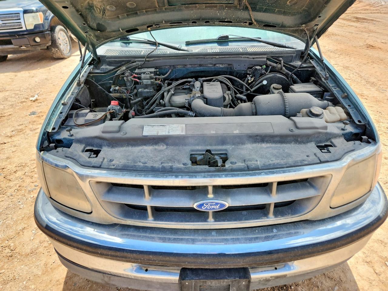 1997 Ford F150 Зеленый vin: 1FTDX1721VNB66435
