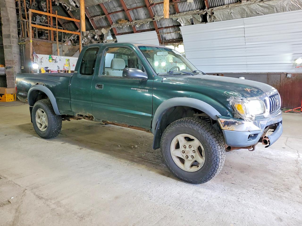 2001 Toyota Tacoma Xtracab Green vin: 5TEWN72N21Z769372