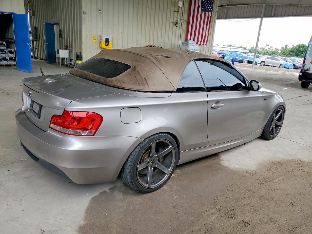 2010 Bmw 135 I Silver vin: WBAUN9C58AVK41451
