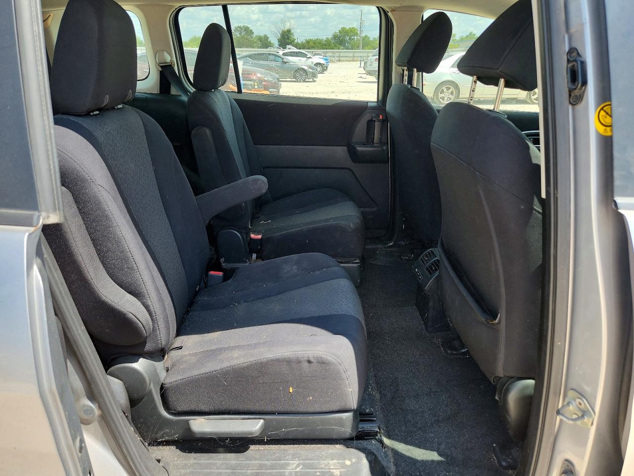 2012 Mazda 5 Silver vin: JM1CW2BL4C0125358