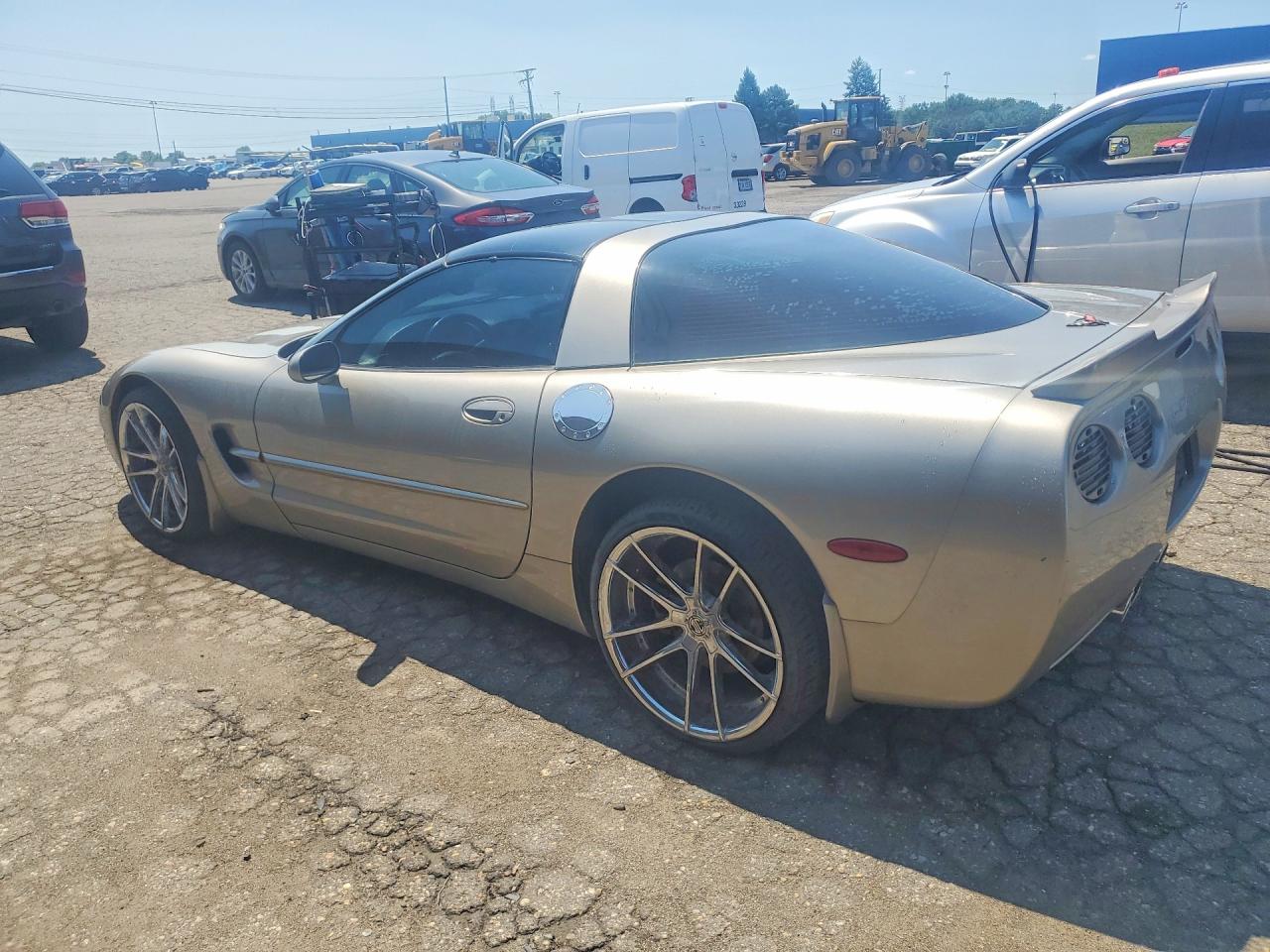 1998 Chevrolet Corvette Gold vin: 1G1YY22G9W5122801