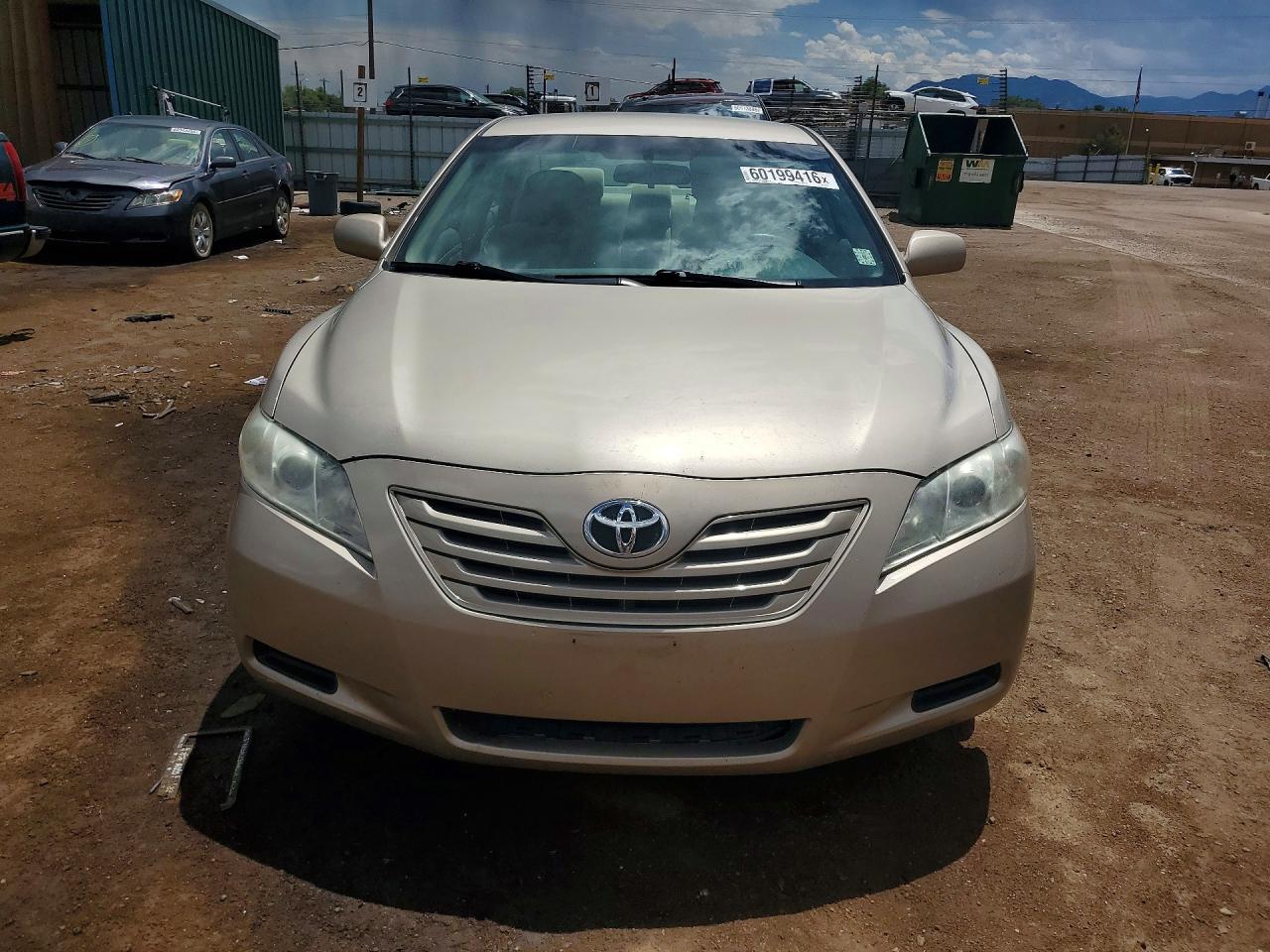2009 Toyota Camry Le Gold vin: 4T1BE46K39U355918