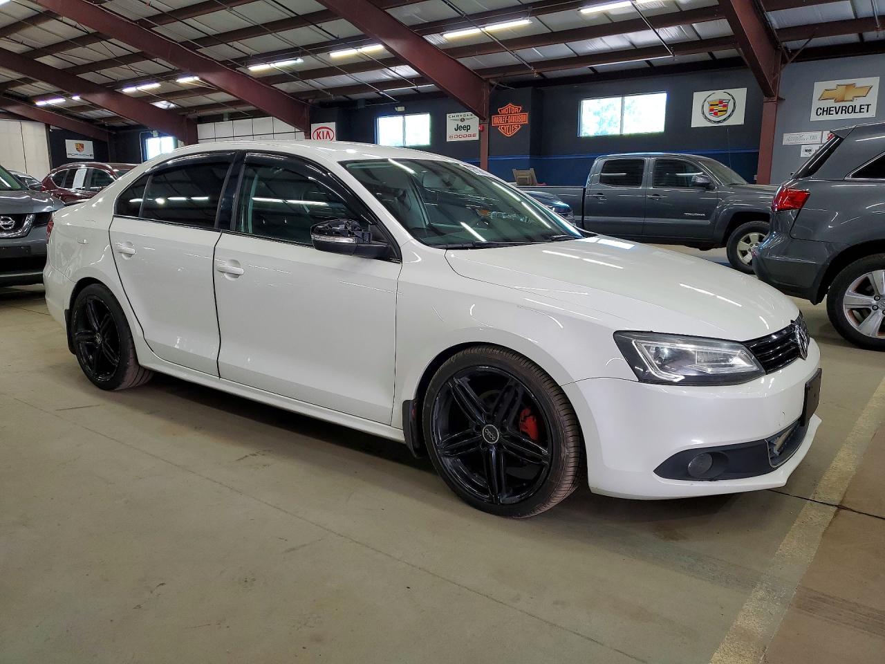 2014 Volkswagen Jetta Tdi White vin: 3VW3L7AJ8EM360607