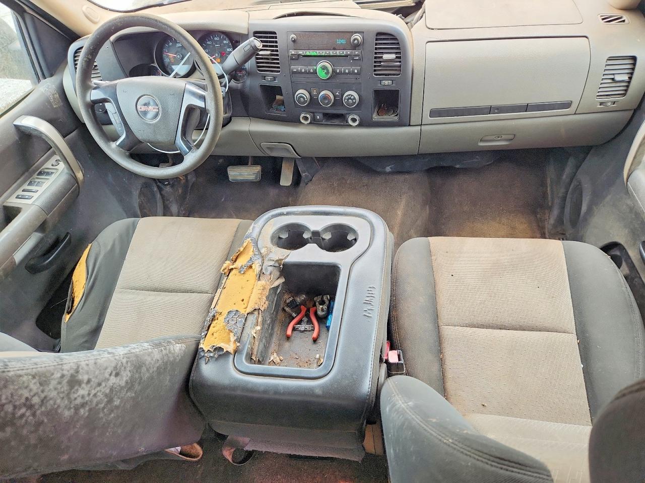2008 Gmc Sierra C1500 White vin: 3GTEC13C18G100284