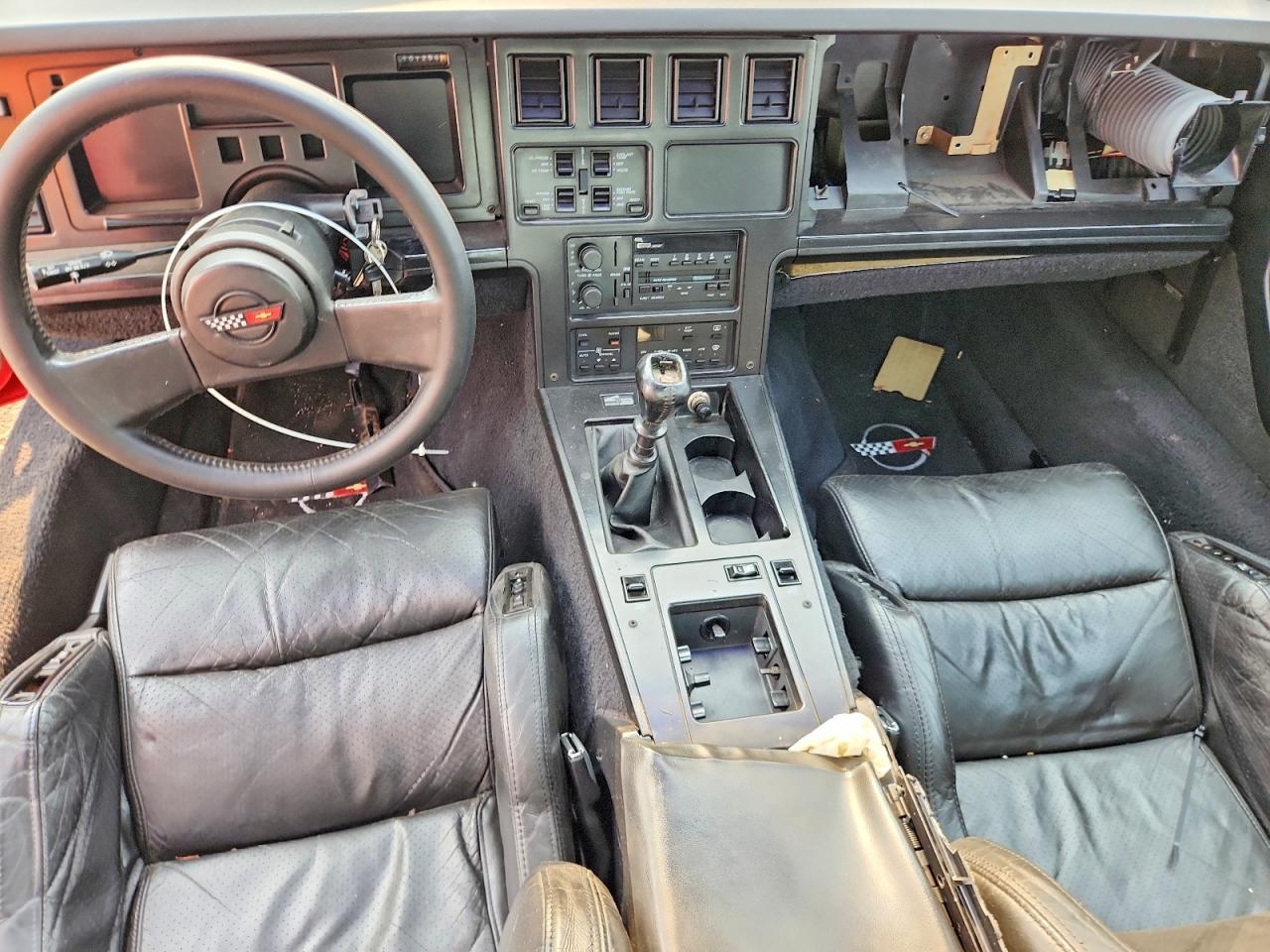 1988 Chevrolet Corvette Red vin: 1G1YY2183J5108055