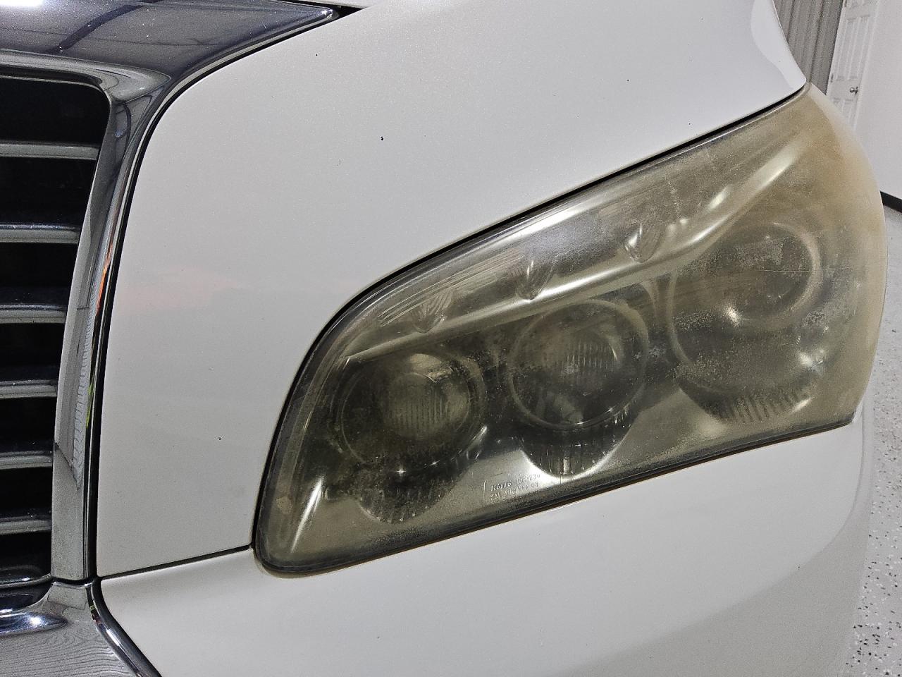 2012 Infiniti Qx56 Base White vin: JN8AZ2NE2C9023374 Damage: Left Head Lamp, Faded, Acceptable