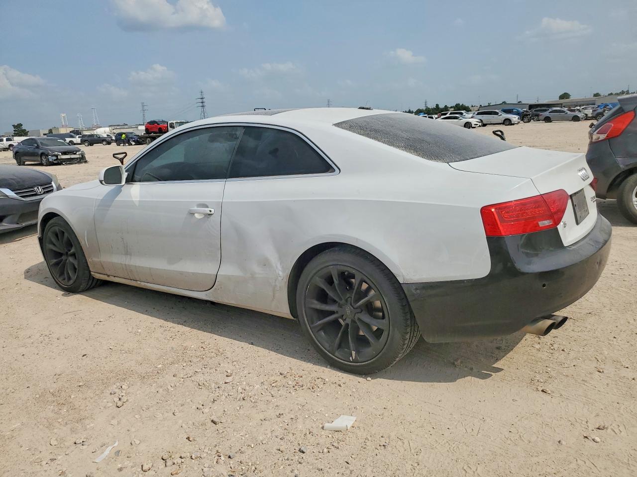 2014 Audi A5 Premium Plus White vin: WAULFAFR4EA028485