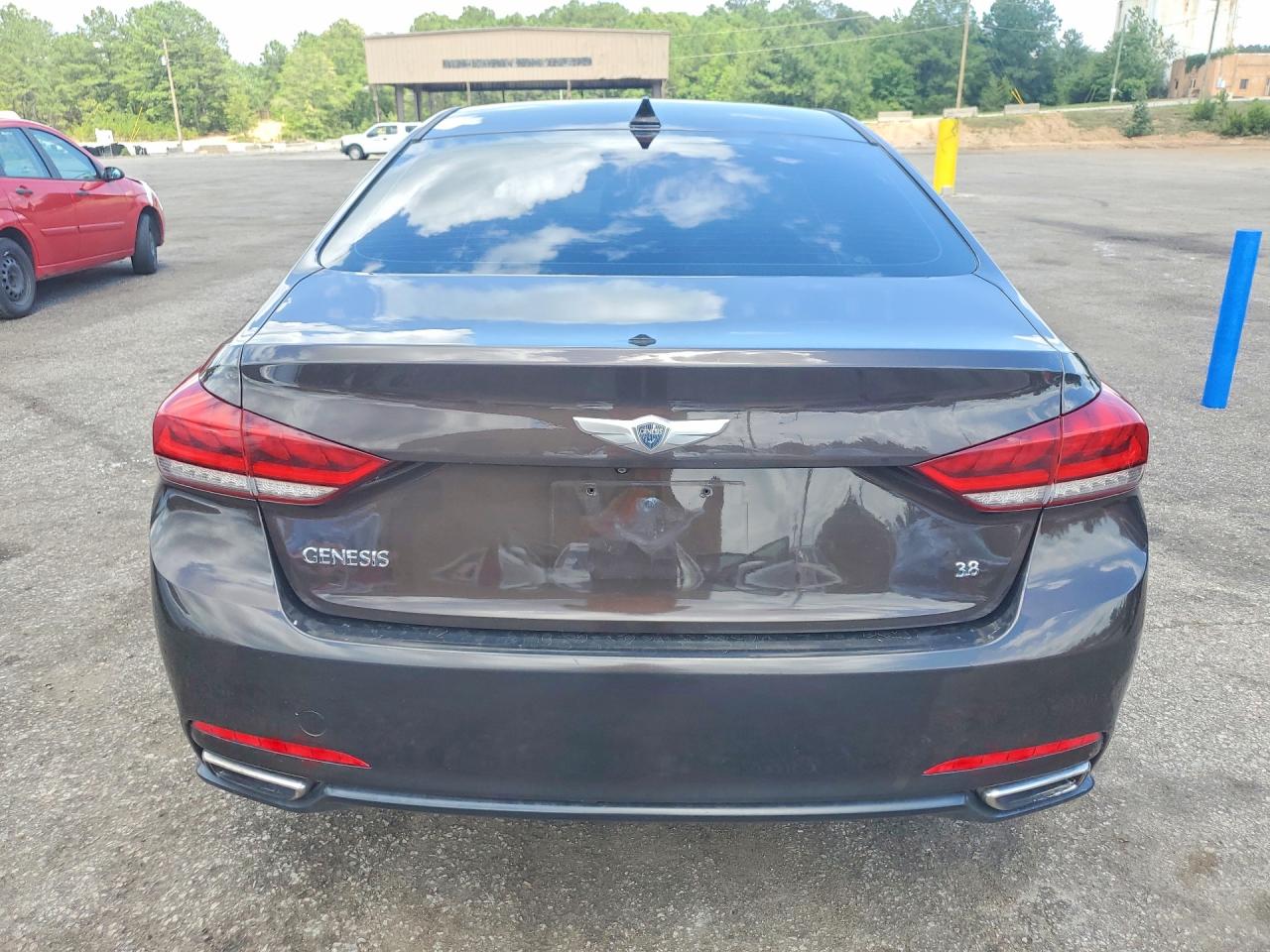 2015 Hyundai Genesis 3.8l Коричневый vin: KMHGN4JE5FU089188